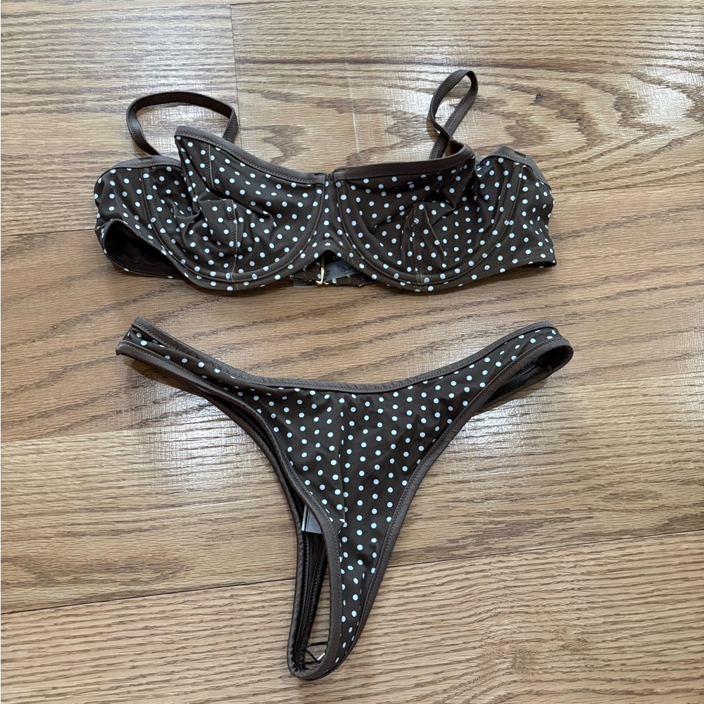 Frankie’s bikinis set - Picture 1 of 4